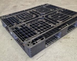 Gebruikte plastic pallets 100x120cm omloop