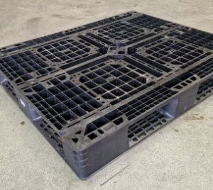 Gebruikte plastic pallets 100x120cm omloop